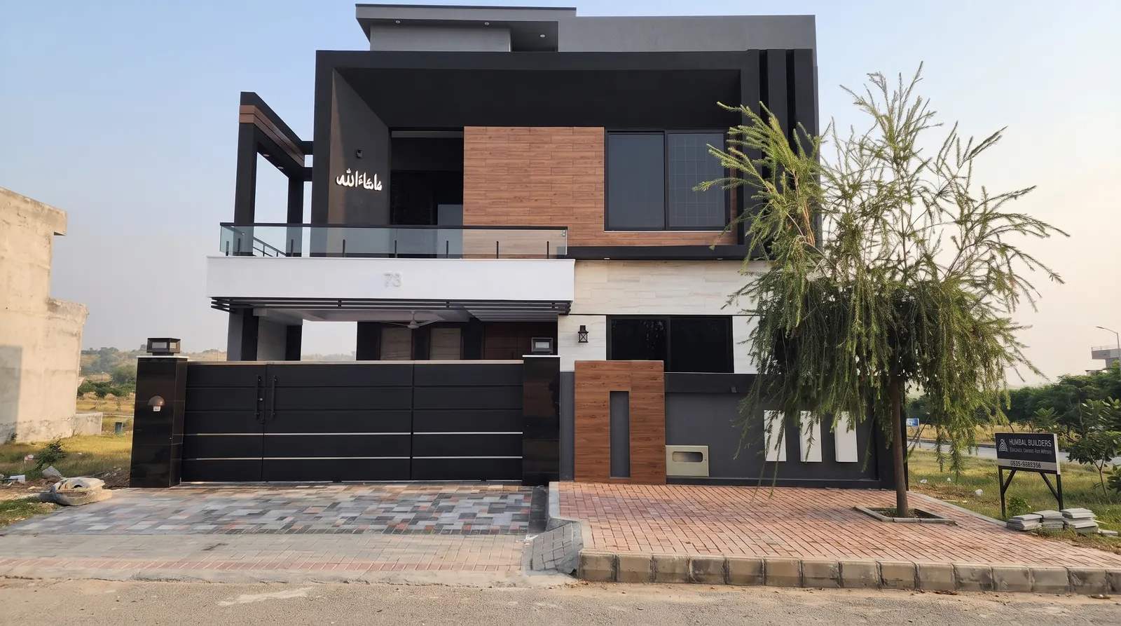House built by Humbal Builders: Sector F2, Phase 8, Bahria Town, Rawalpindi